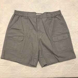 Savane gray cargo shorts size 40‎